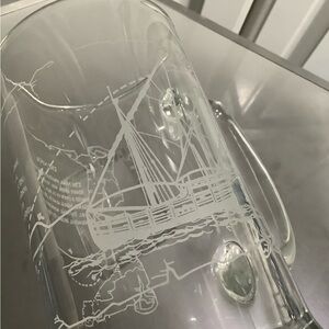 Christopher Columbus “ The Nina” Clear Glass Beer 16 Oz Mug